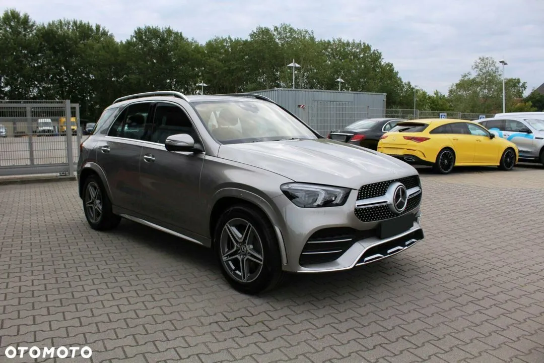 Mercedes-Benz GLE 300 Image 3