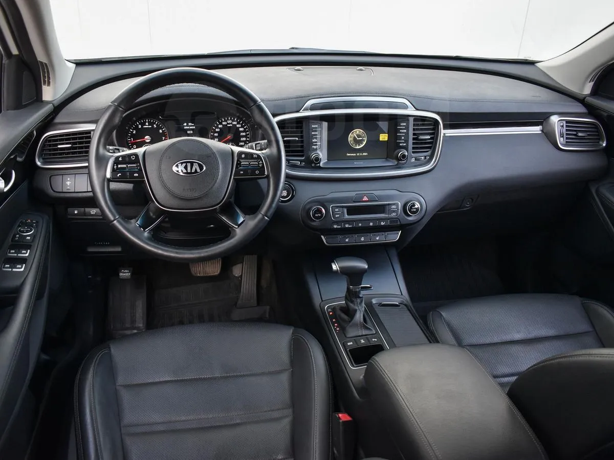 Kia Sorento Image 5