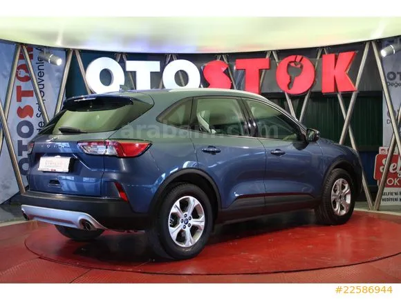 Ford Kuga 1.5 EcoBlue Style Image 4